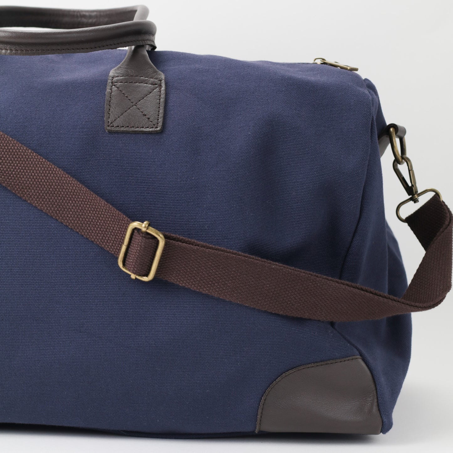 JAMES TRAVEL BAG